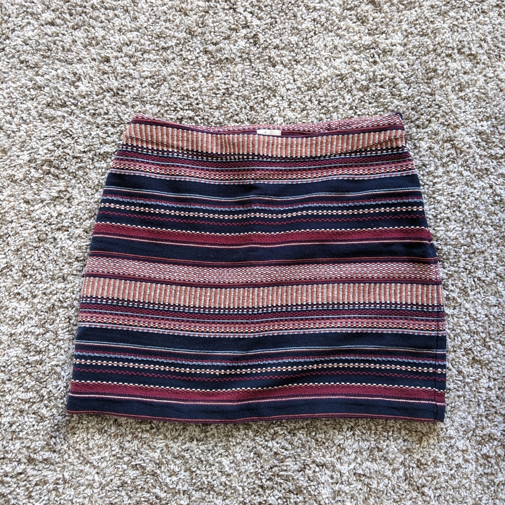 Hollister winter pattern skirt